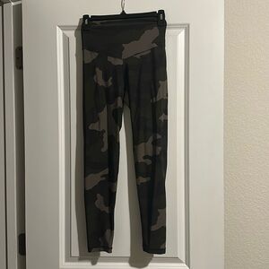 Aerie offline camo leggings